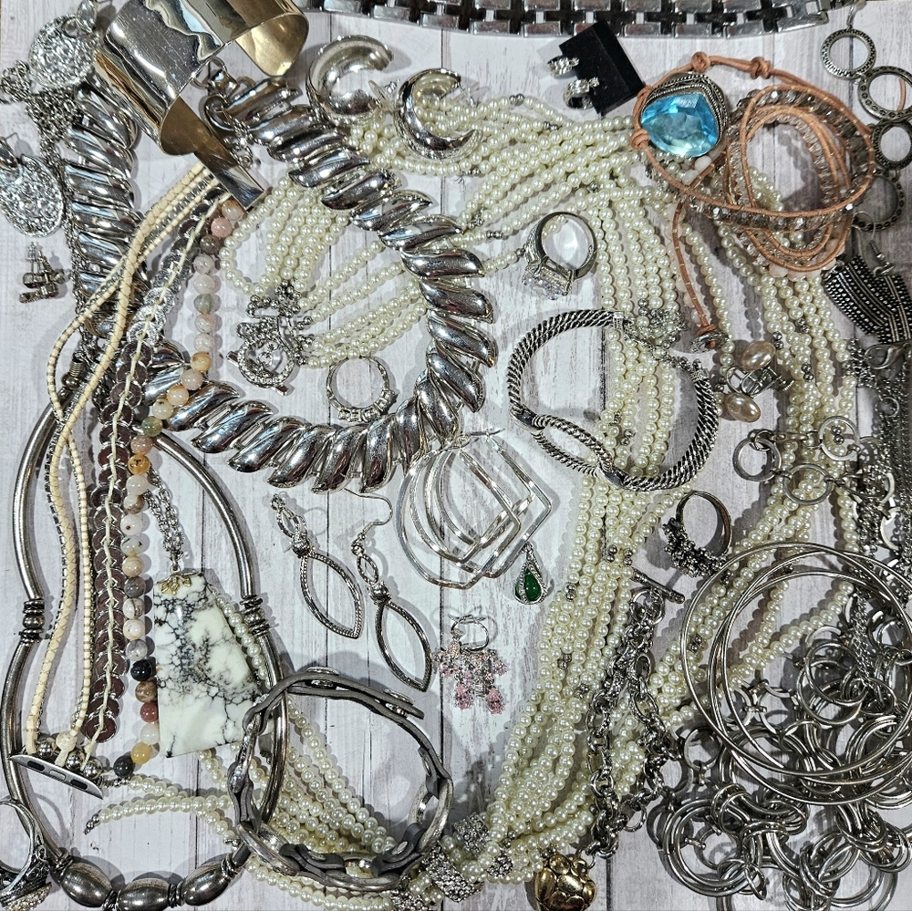 Silver Tone Jewelry Lot 1.10 Lbs. Wearable Vintage To Mod
